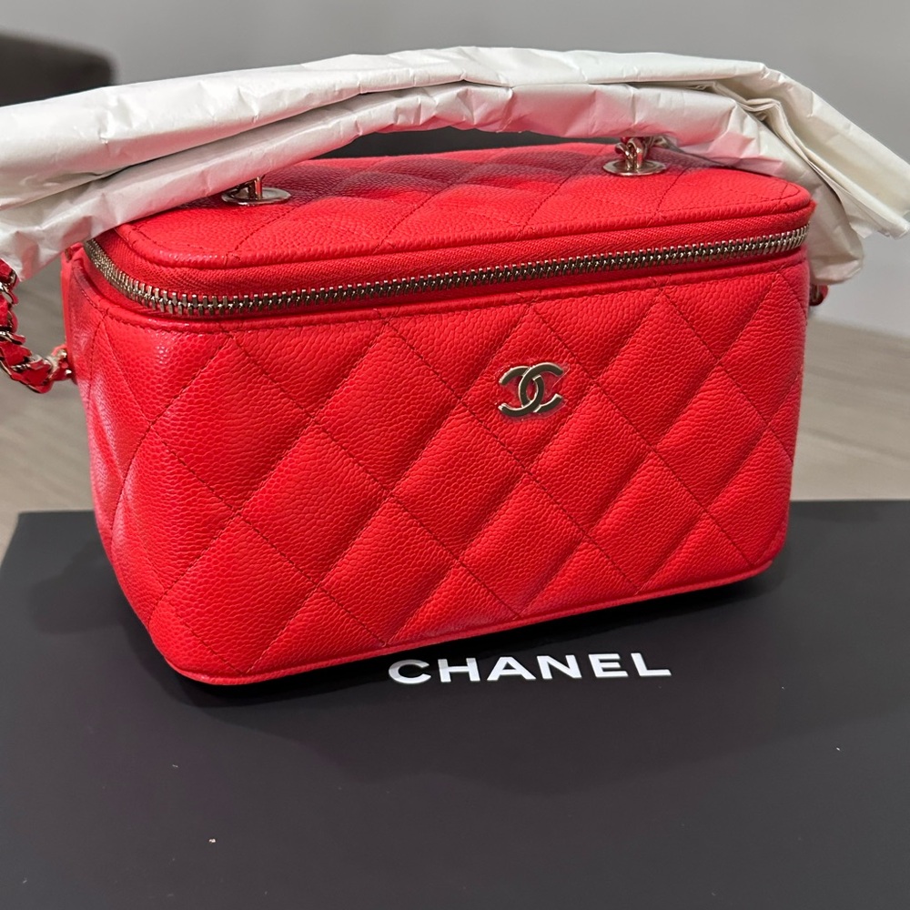 CHANEL Classic Long Vanity with Chain